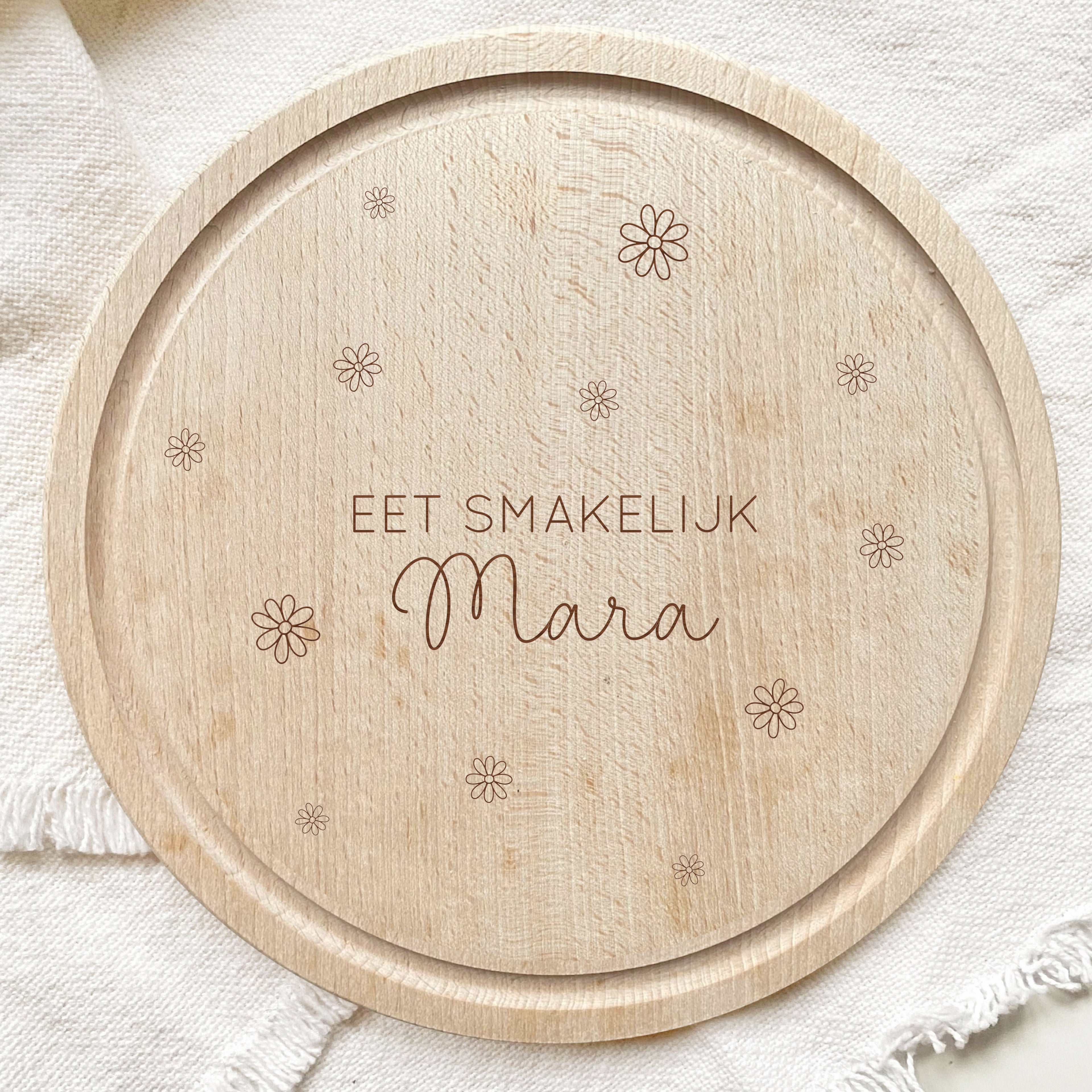 Ontbijtplankje met naam | madeliefjes